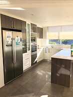 Oceania Beachside Holiday Apartments