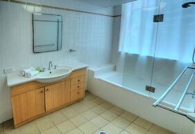 Oceania Beachside Holiday Apartments