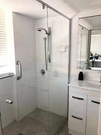 Oceania Beachside Holiday Apartments