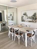 Oceania Beachside Holiday Apartments