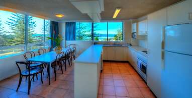Oceania Beachside Holiday Apartments