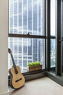 Trendy Melbourne 2 Bedroom Apartment by BnB Pro