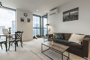 Trendy Melbourne 2 Bedroom Apartment by BnB Pro