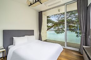 Goseong Hansan Marina Resort