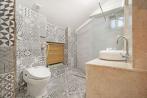 Goseong Hansan Marina Resort