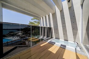 Goseong Hansan Marina Resort