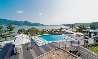 Goseong Hansan Marina Resort