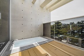 Goseong Hansan Marina Resort