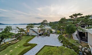 Goseong Hansan Marina Resort