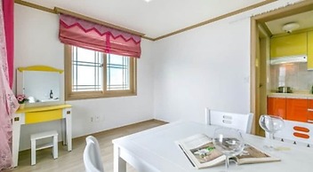 Geoje Beach Maru Pension