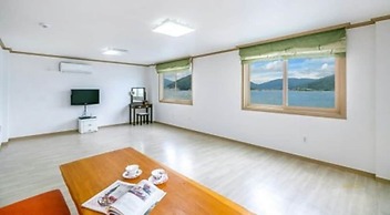 Geoje Beach Maru Pension