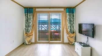 Geoje Beach Maru Pension