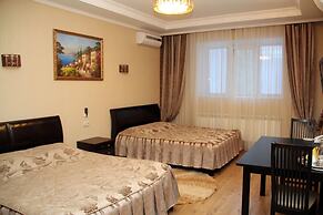 Lazurny Bereg Hotel