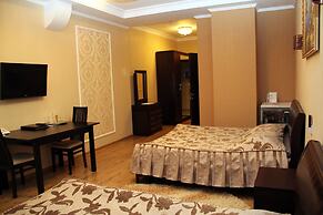 Lazurny Bereg Hotel