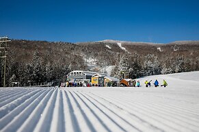 1br Ski-in, Ski-out With King Bed- Okemo Mtn Lodge 1 Bedroom Condo by 