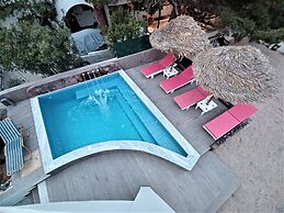 Captain Lazaros Villas