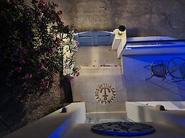 Captain Lazaros Villas