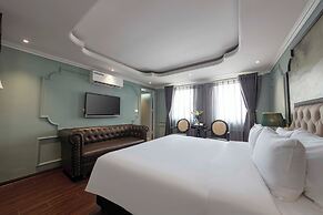 Madelise Central Hotel & Travel