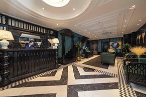 Madelise Central Hotel & Travel