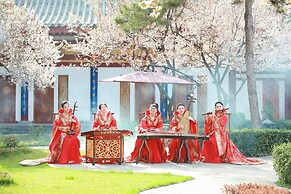 Tang Dynasty Art Garden Hotel