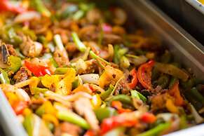 Pursat Riverside Hotel and Spa