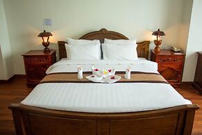 Pursat Riverside Hotel and Spa