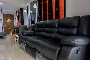 3BR Apartment with Pool View at M-Town Residence