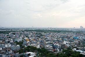 Blue Studio Apartment at Green Bay Pluit