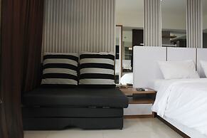 Bright Studio @ Tamansari La Grande Apartment
