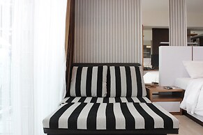 Bright Studio @ Tamansari La Grande Apartment