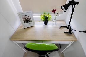 City View Studio at Springwood Residence