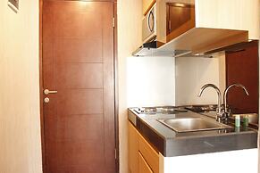 Classic 2BR Apartment At Gateway Pasteur near Exit Toll