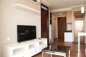 Classic 2BR Apartment At Gateway Pasteur near Exit Toll