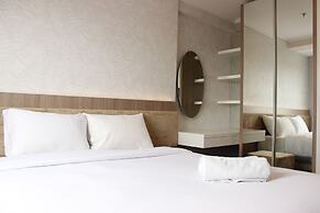 Classic 2BR Apartment At Gateway Pasteur near Exit Toll