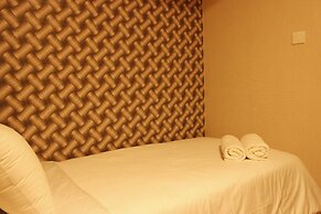 Classic 2BR Apartment At Gateway Pasteur near Exit Toll