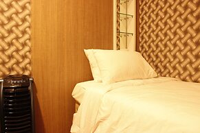 Classic 2BR Apartment At Gateway Pasteur near Exit Toll