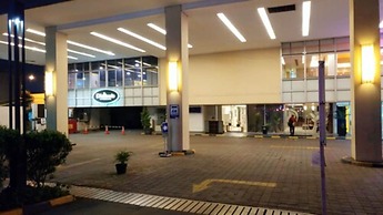 Comfy 1BR Apartment at Cosmo Terrace