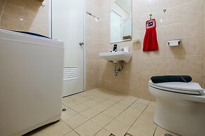 Comfy 1BR Apartment at Cosmo Terrace