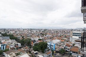 Comfy 2BR Apartment at Grand Asia Afrika Residence