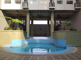 Comfy 2BR Apartment at Grand Asia Afrika Residence