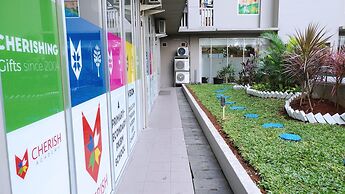 Comfy 2BR Green Bay Pluit Apartment