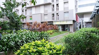 Comfy 2BR Green Bay Pluit Apartment