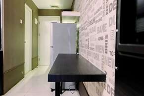 Comfy Studio Apartment @ Skylounge Tamansari