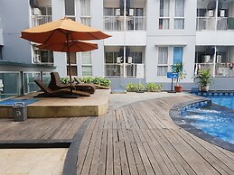 Comfy Studio Apartment @ Skylounge Tamansari