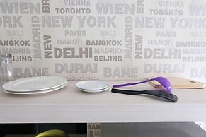 Comfy Studio Apartment @ Skylounge Tamansari