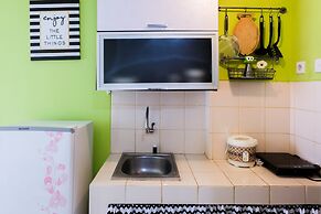 Cozy Studio Serpong Greenview Apartment