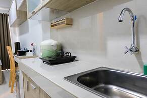 Elegant Studio Apartment at Springwood Residence