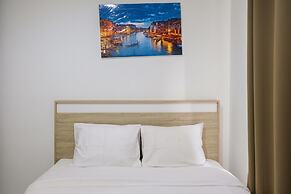 Elegant Studio Apartment at Springwood Residence