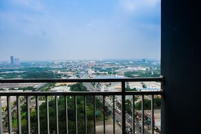 Elegant Studio Apartment at Springwood Residence