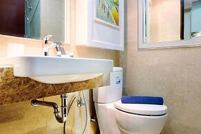 Elegant Studio Menteng Park Apartment